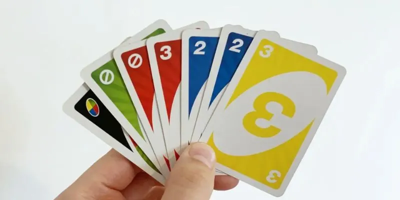 Các quân bài trong Uno và cách sử dụng chúng